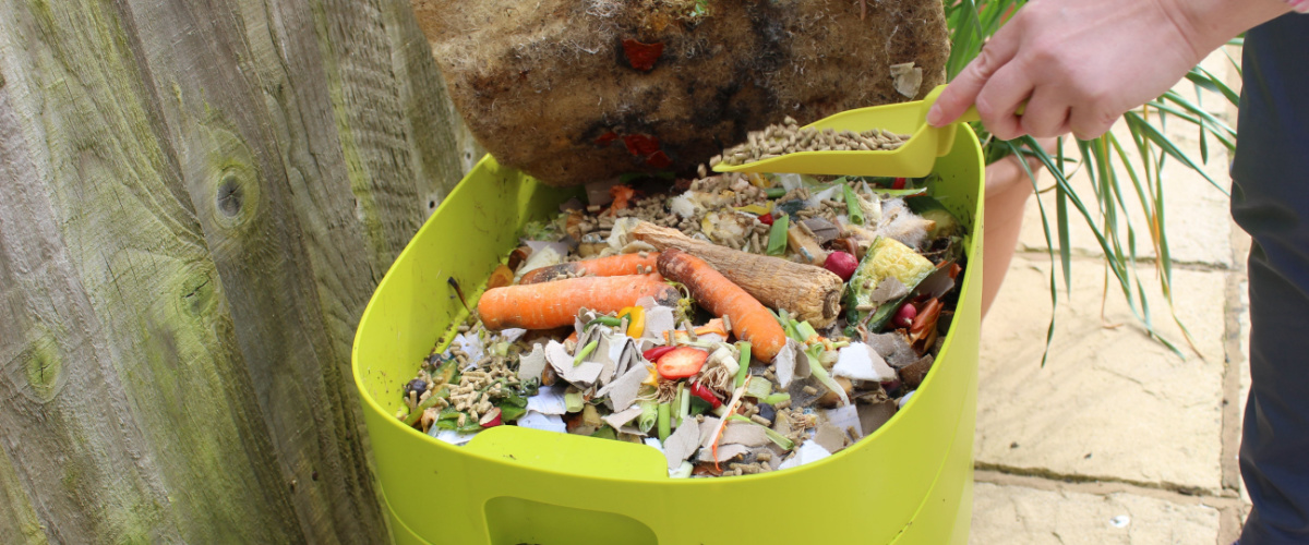 Maintaining your compost heap